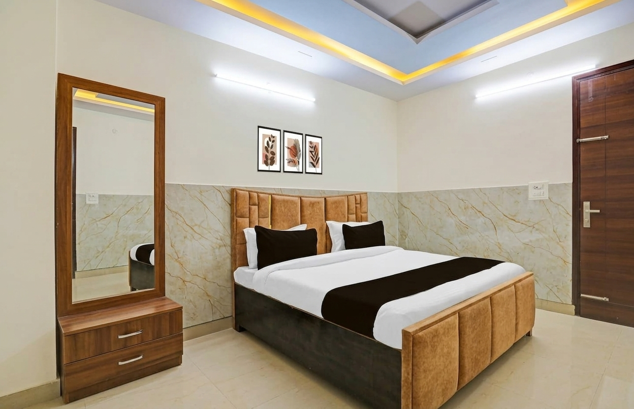Roomshala Hotel Smart – Near Malviya Nagar Market Delhi